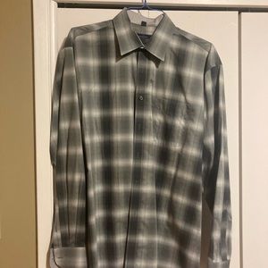 Men’s dress shirt